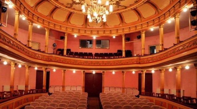 Глядацька зала