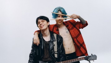 «Сусiди стерплять»