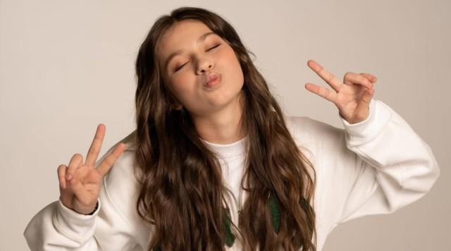 first-image-background