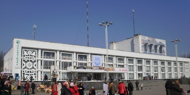 first-image-background