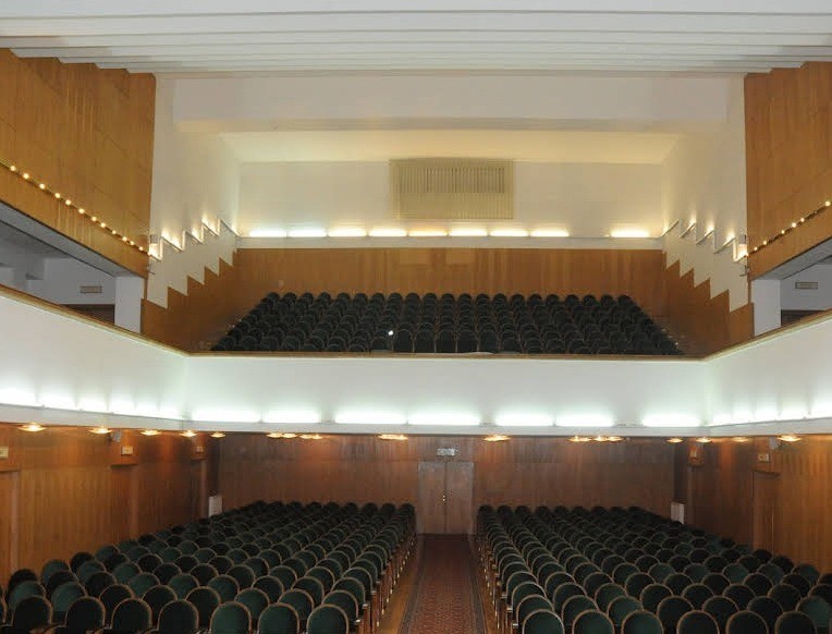 Глядацька зала