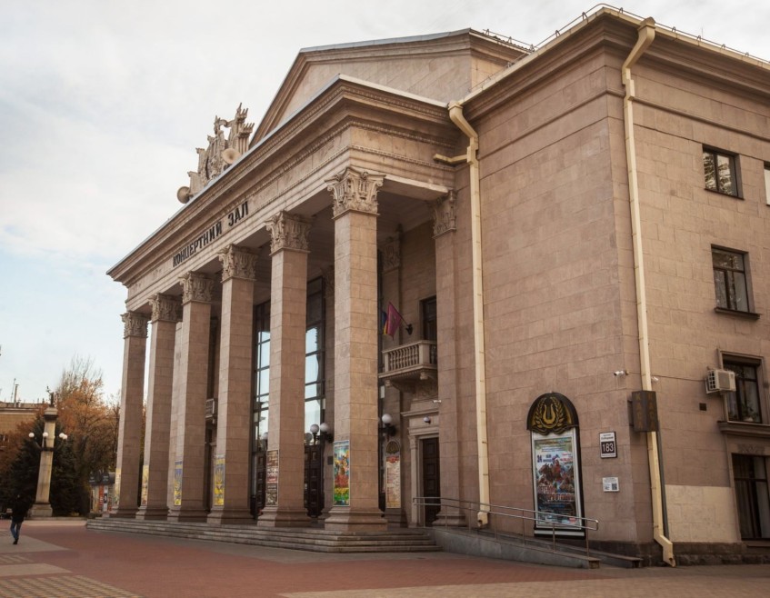 zaporozhskaya-filarmoniya_209