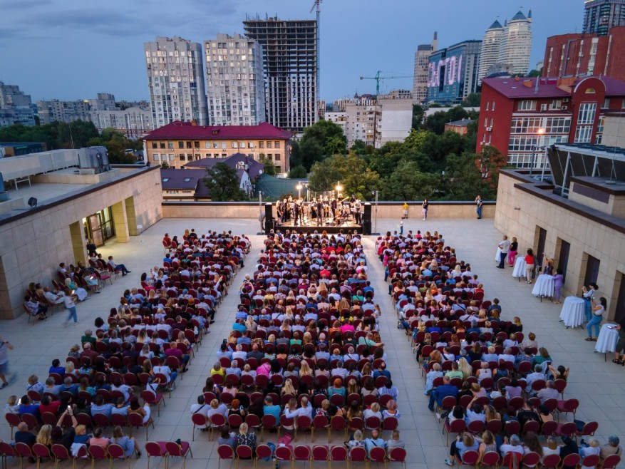 simfonichnii-queen-na-dahu-dnipro_418