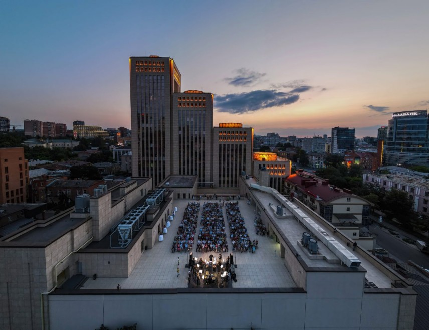 simfonichnii-queen-na-dahu-dnipro_87