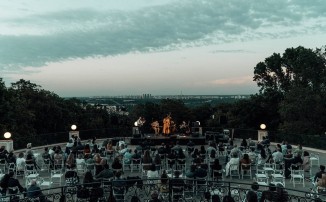 Італійська музика на даху