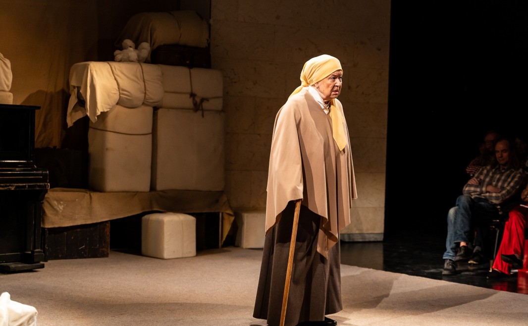 Неоніла Білецька