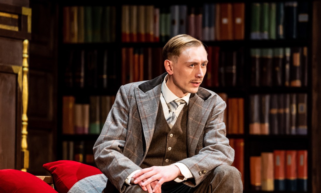 Дмитро Олійник