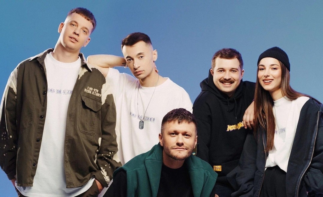 Леви на Джипі