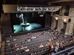 Молодий театр