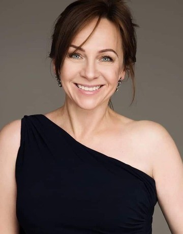 Олена Узлюк