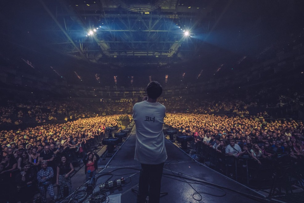 Nothing But Thieves афіша