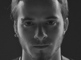 Денис Капустін